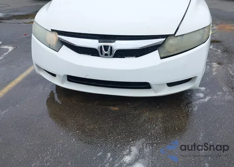 2010 Honda Civic Lx z USA, uszkodzony, nr VIN 2HGFA1F5XAH573986
